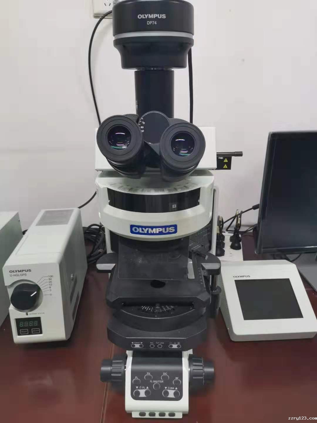 全电动智能显微镜